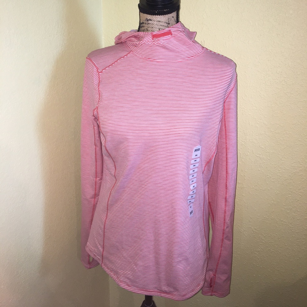 Athletic apparel shirt long sleeve hiking biking